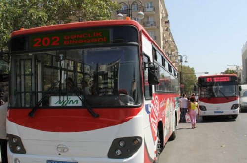 Avtobus sürücülərinə