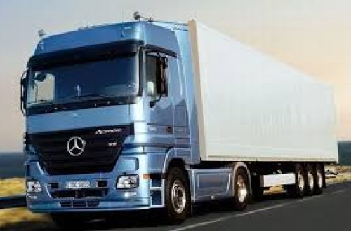 Almaniyadan Azərbaycana gələn TIR atəşə tutuldu