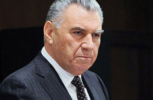 Əli Həsənovun nəvələrinin dəbdəbəli həyat tərzi