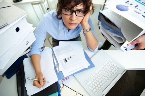 Azərbaycanda rəsmi işləyənlərin sayı