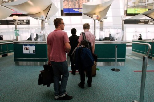 Saxta sənədlə Azərbaycana keçənlər saxlanıldı