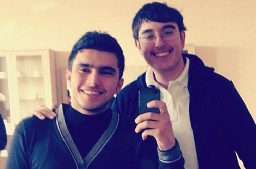 Heydər Əliyev tələbə yoldaşları ilə