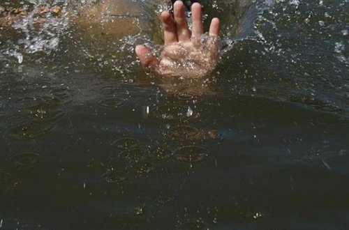 Məktəbli kanalda boğuldu