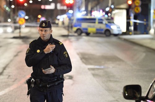 İsveçdə böyük təşviş: Lisey partladıldı