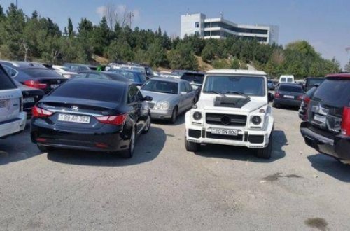 Yol polisində sürücüləri belə aldadıb pul alırlar