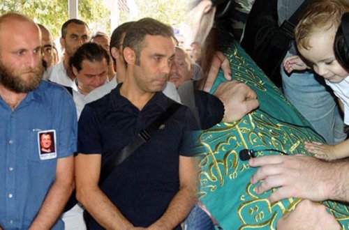 Məşhur aktyorun yas mərasimindən