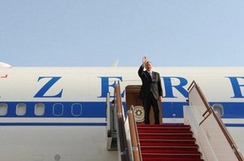 İlham Əliyev Abu Dabiyə getdi