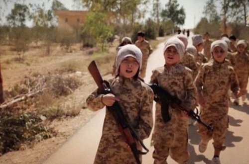 İŞİD-də 1500 uşaq-kamikadze hazırlandı