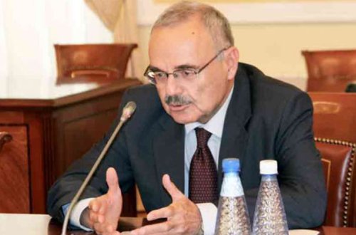 Artur Rasizadə sərəncam verdi