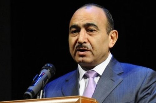 Əli Həsənov regionlardakı etiraz aksiyalarından danışdı