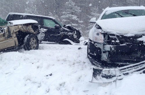Şaxtalı hava 22 zəncirvari yol qəzasına səbəb oldu