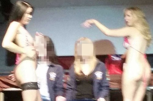 İngiltərədə universitetdə müəllimələrlə tələbələrin qalmaqallı görüntüləri ortaya çıxıb