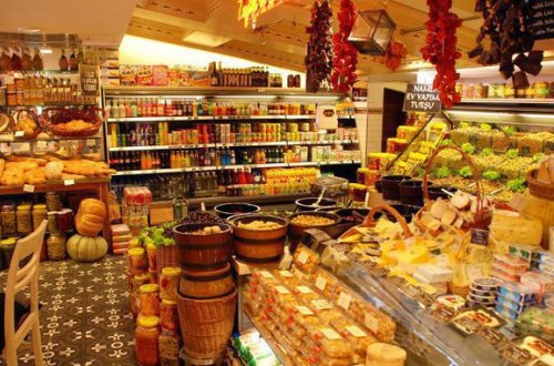 İran Türkiyədən idxal olunan malların Rusiyaya ixracını qadağan edib