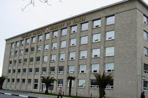 İki idarə ləğv edildi