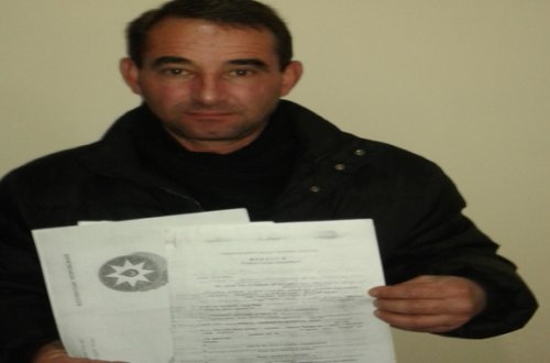 Bələdiyyə sədri sahibkarlığı boğur