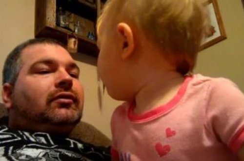 Ata nə qədər cəhd etsə də