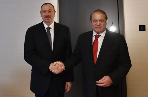 İlham Əliyev Pakistanın baş naziri ilə görüşdü