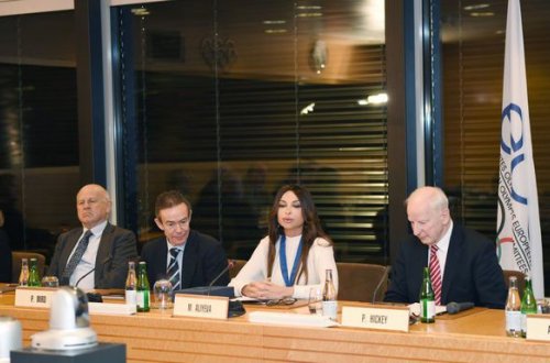 “Burada olmaqdan çox xoşbəxtəm”