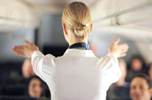 Stüardessalara qarşı nalayiq hərəkətlər etdi
