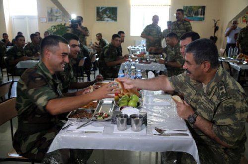 Zakir Həsənov yeni hərbi şəhərciyin açılışında