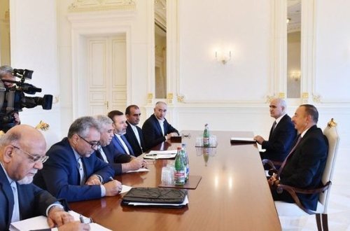 İlham Əliyev iranlı nazir ilə danışıqlarda