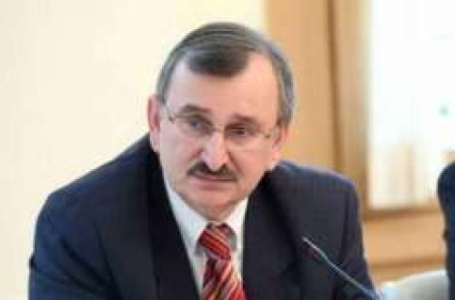 Gürcüstanın eks baş bankiri Elman Rüstəmovun yol verdiyi səhvi açıqladı