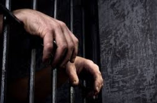 ABŞ-dakı 7 məhbus iranlıya qarşı 4 məhbus...