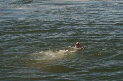 20 il əvvəl batan şəxslərin meyidi tapıldı