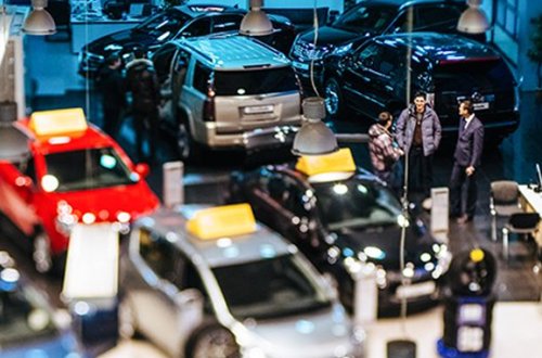 Avtomobil bazarı çökdü