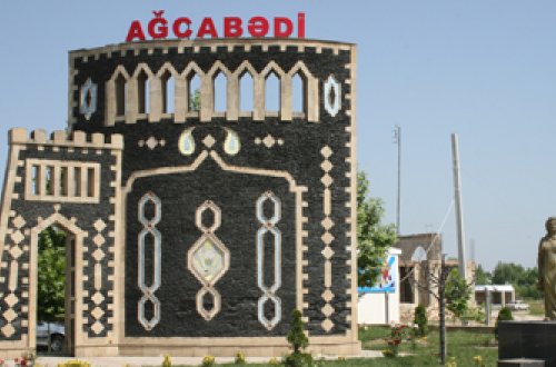 Ağcabədidə müəllimlər maaşlarını niyə ala bilmir?