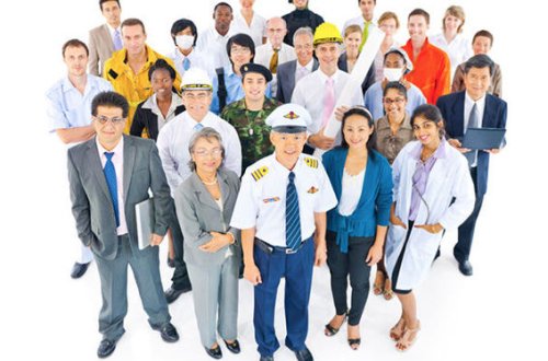 Azərbaycanda çalışan əcnəbilərin sayı açıqlandı