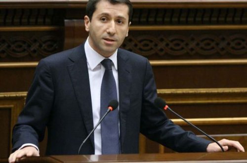 Ermənistanın ombudsmanı istefa verdi