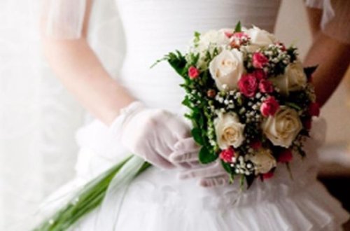 Toy gecəsi evdən 16 min oğurlandı