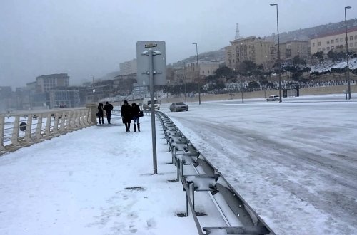 Rayonlara sulu qar, qar yağacaq