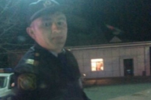 Yol polisi sürücüyə əsəbləşib belə qan tökdü