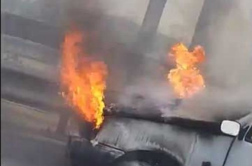 Avtomobil belə külə döndü