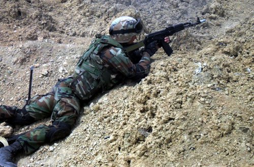 Cəbhədə şiddətli atışma