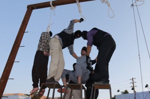 İranda 5 kürd edam edildi