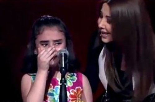 Müsabiqəyə qatılan suriyalı uşaq ağladı