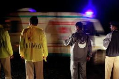 Sərnişin avtobusu gölə düşüb,