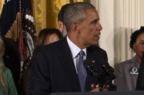 Obama tarixi qərarı açıqlayarkən ağladı