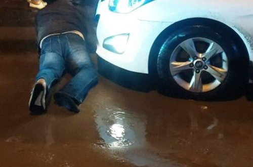 21 yaşlı gənci öldürüb qaçdı