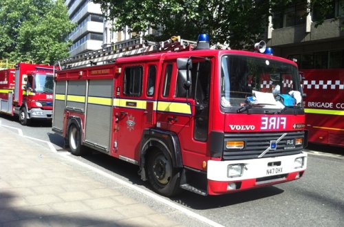 Londonda 500-dən çox insan təxliyə olunub