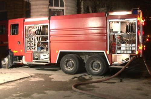 ​Bakıda supermarketdə güclü yanğın