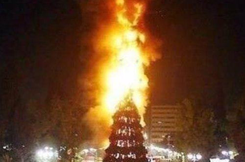 Bakıda yolka ağacı yandı