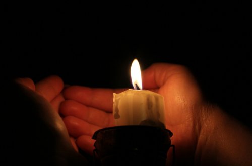 Qar Ucarı işıqsız qoydu