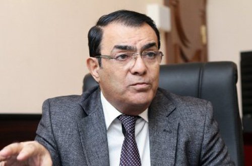 Qalmaqallı direktor postdan gedir