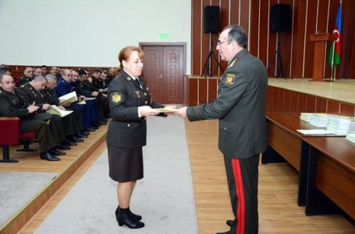 500-ə yaxın hərbçi ailəsinə mənzil verildi