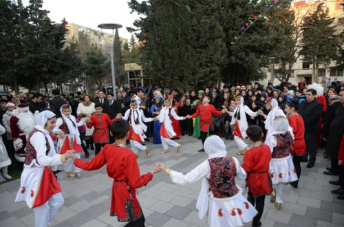 Nəsimi rayonunda bayram tədbiri keçirilib