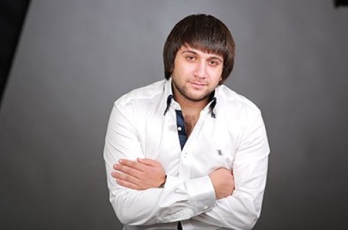 Azərbaycanlı müğənni qəzaya düşdü: